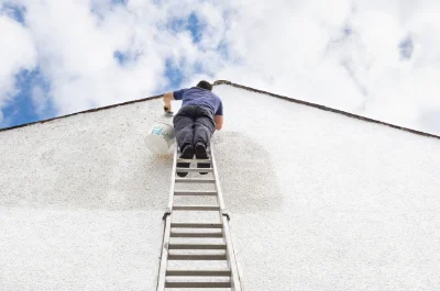 Peinture extérieure à Salans — façades et ravalement